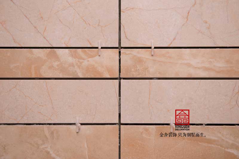  国宾壹号12号楼装修工地实景-瓦工阶段