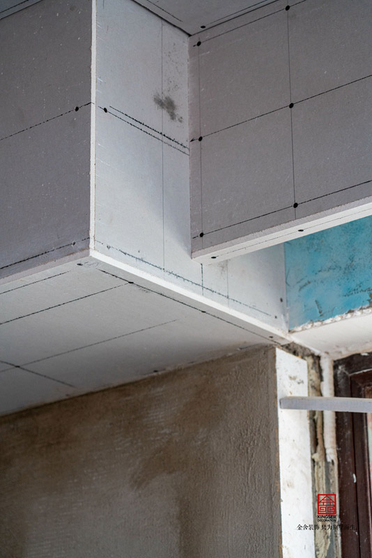 西山林语别墅装修木工瓦工施工现场